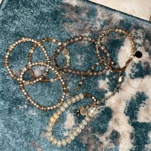 Kinsley Armelle Set of Bracelets 7 Total